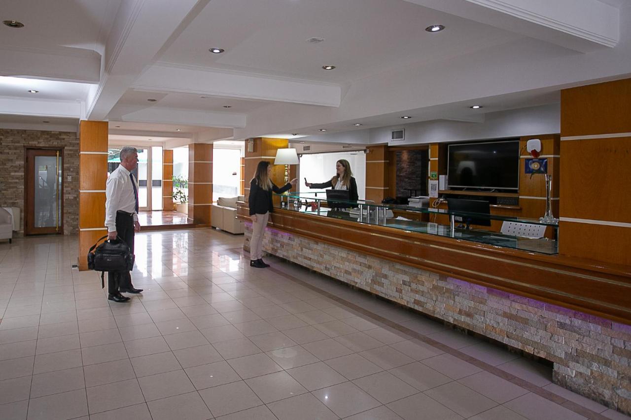 Hotel Dior Tandil Extérieur photo